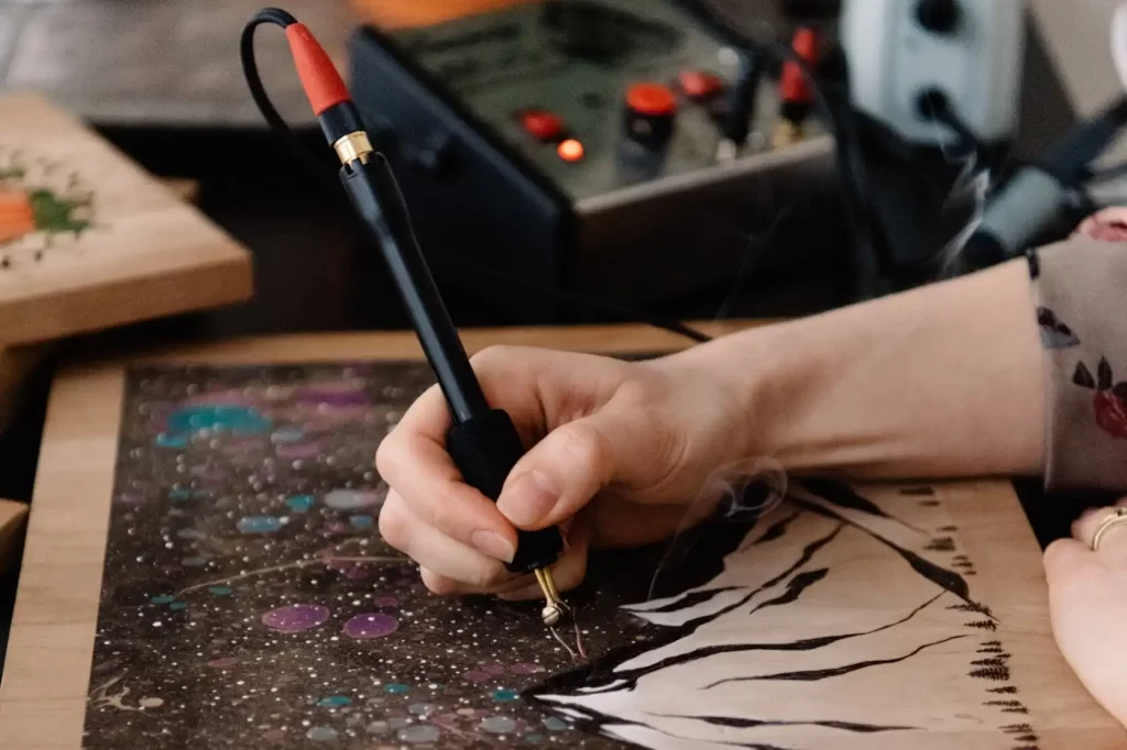 history+of+pyrography